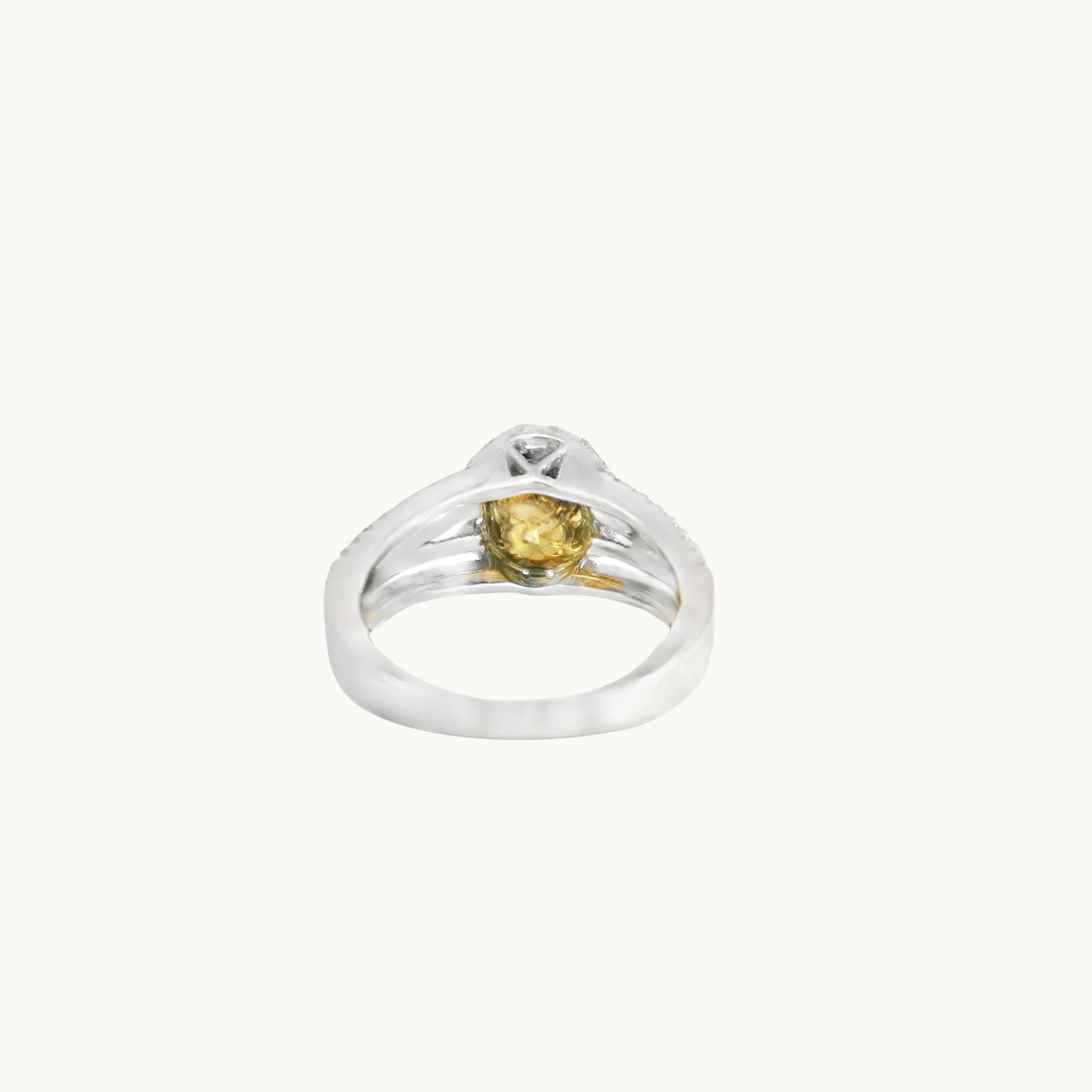 18K White Gold Ring with Fancy Yellow Diamond