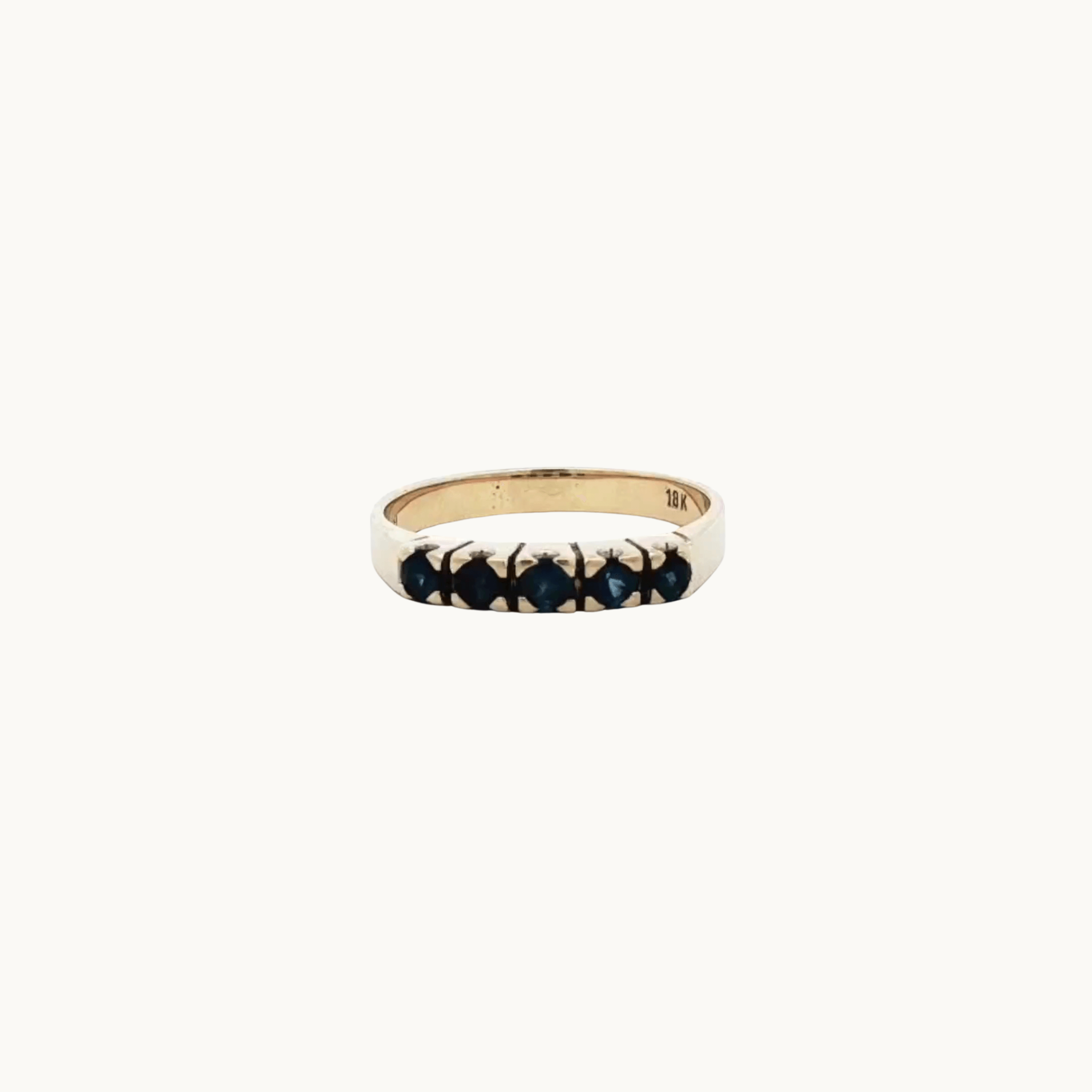 Bague en Or 18K avec Saphirs