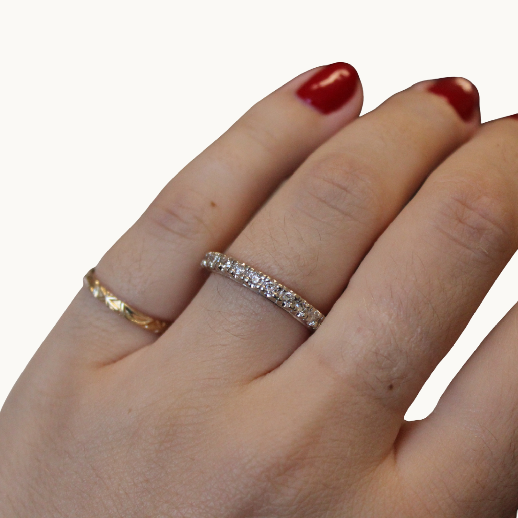 Eternity ring 10K diamonds