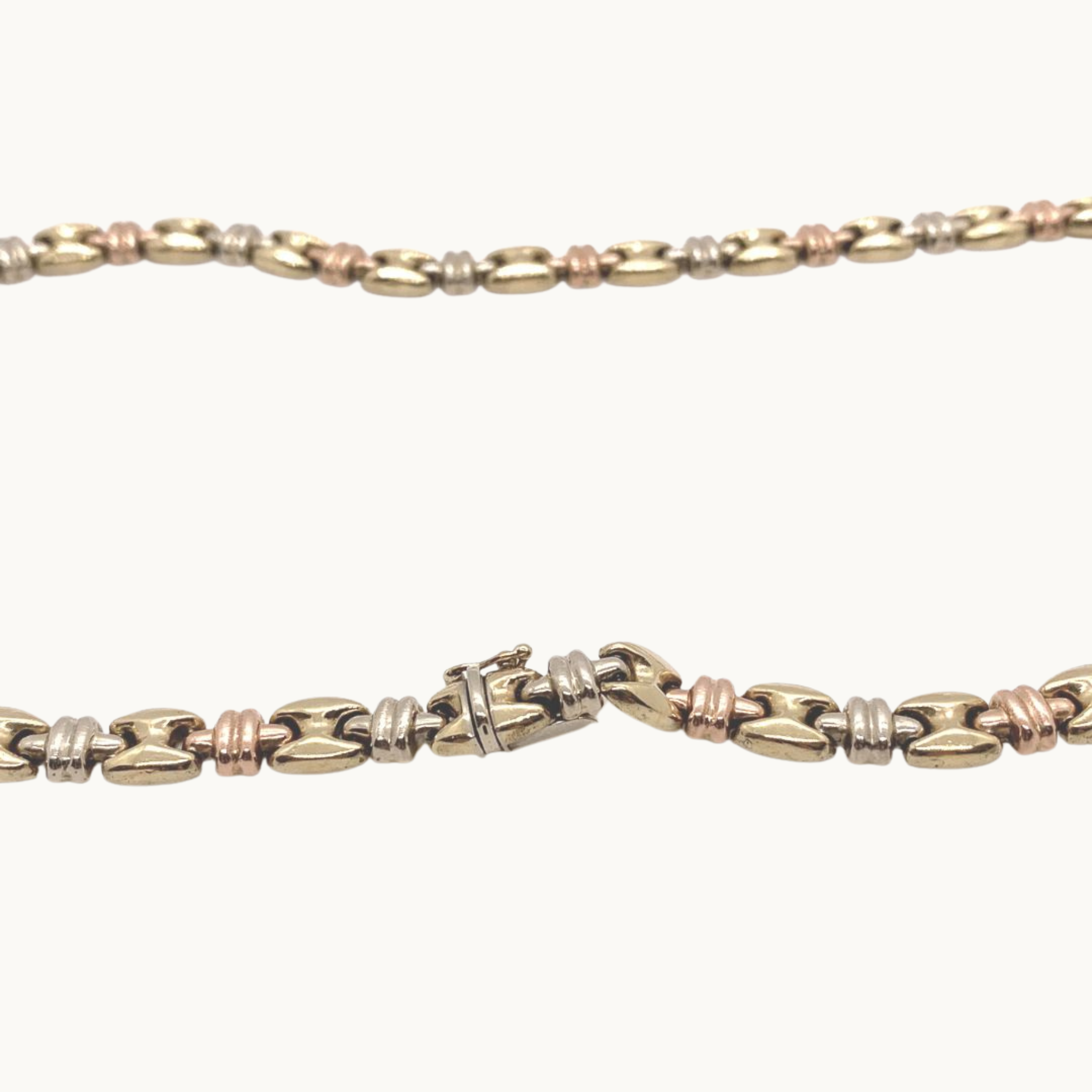 3 tons 10K gold necklace