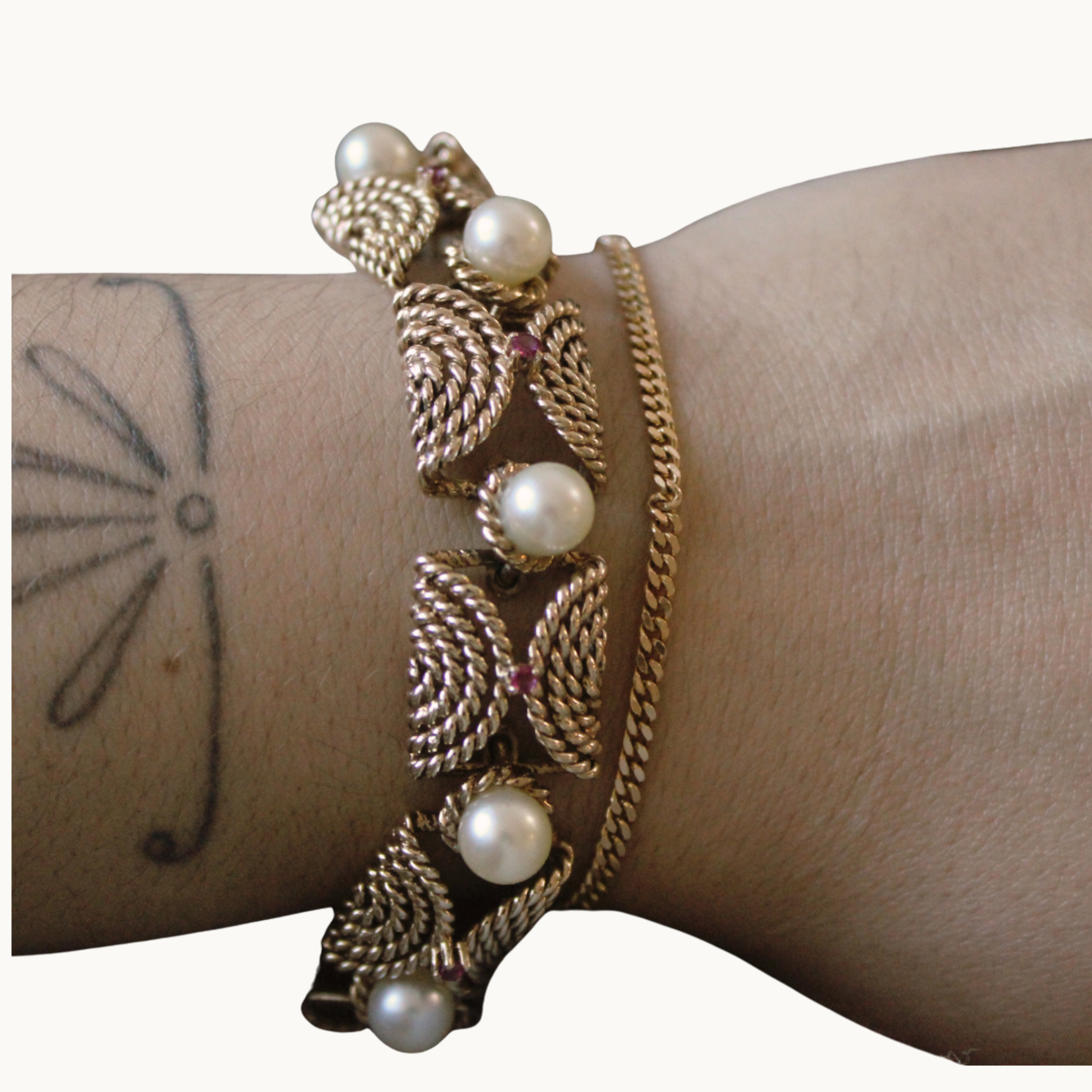 Articulated bracelet in 10K yellow gold with pearls and rubies