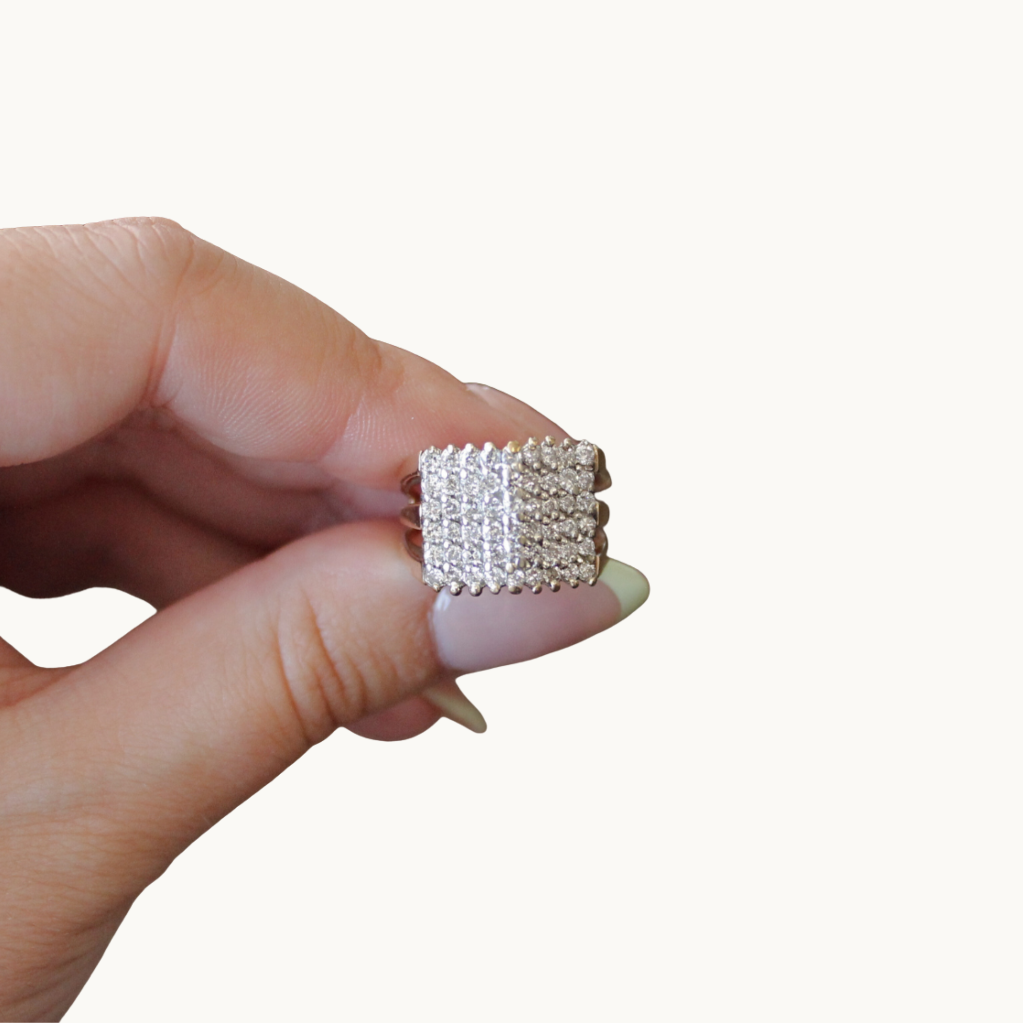 Wide ring in 10K yellow gold with diamonds