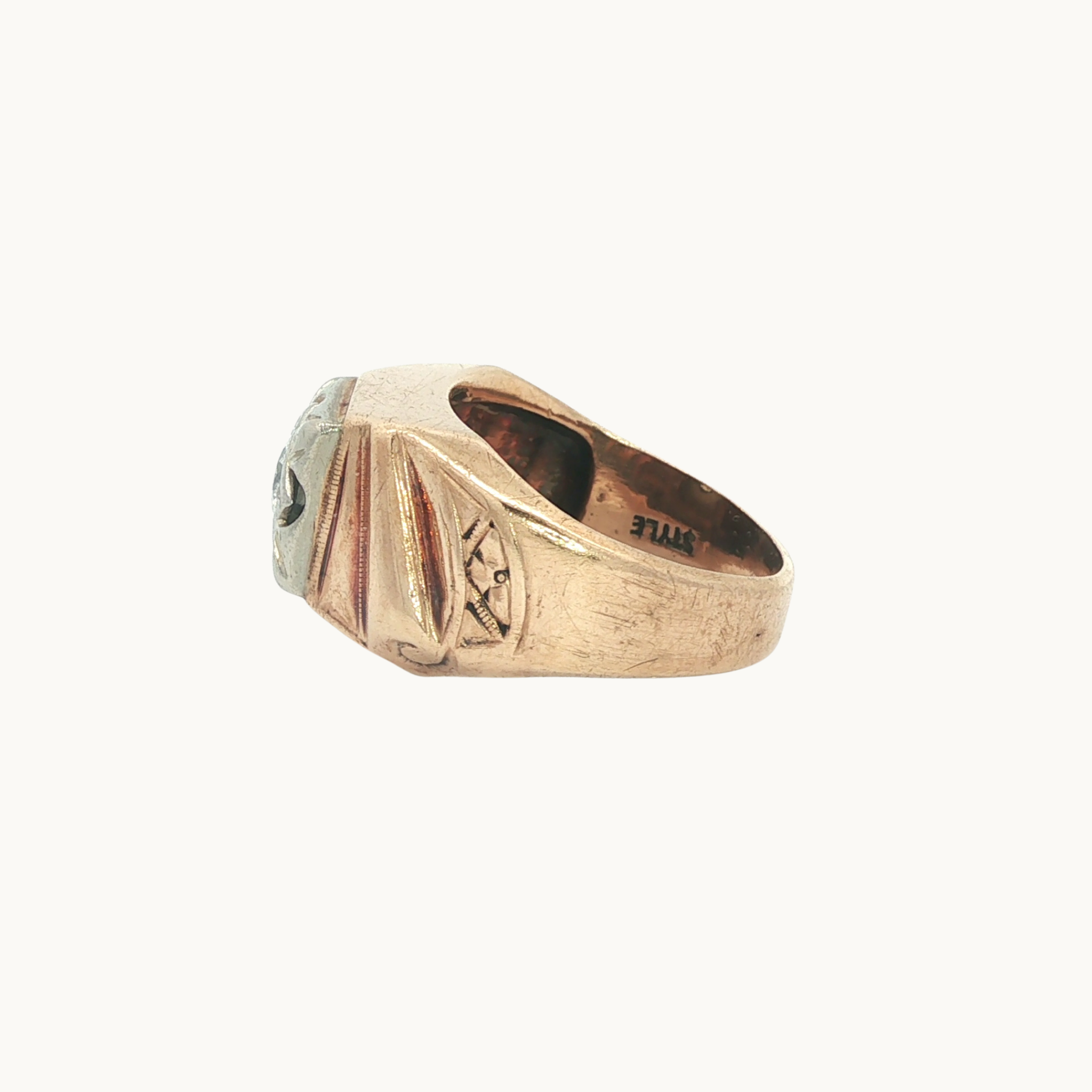 Bague Chevalière en Or Jaune et Blanc 10K avec Diamant