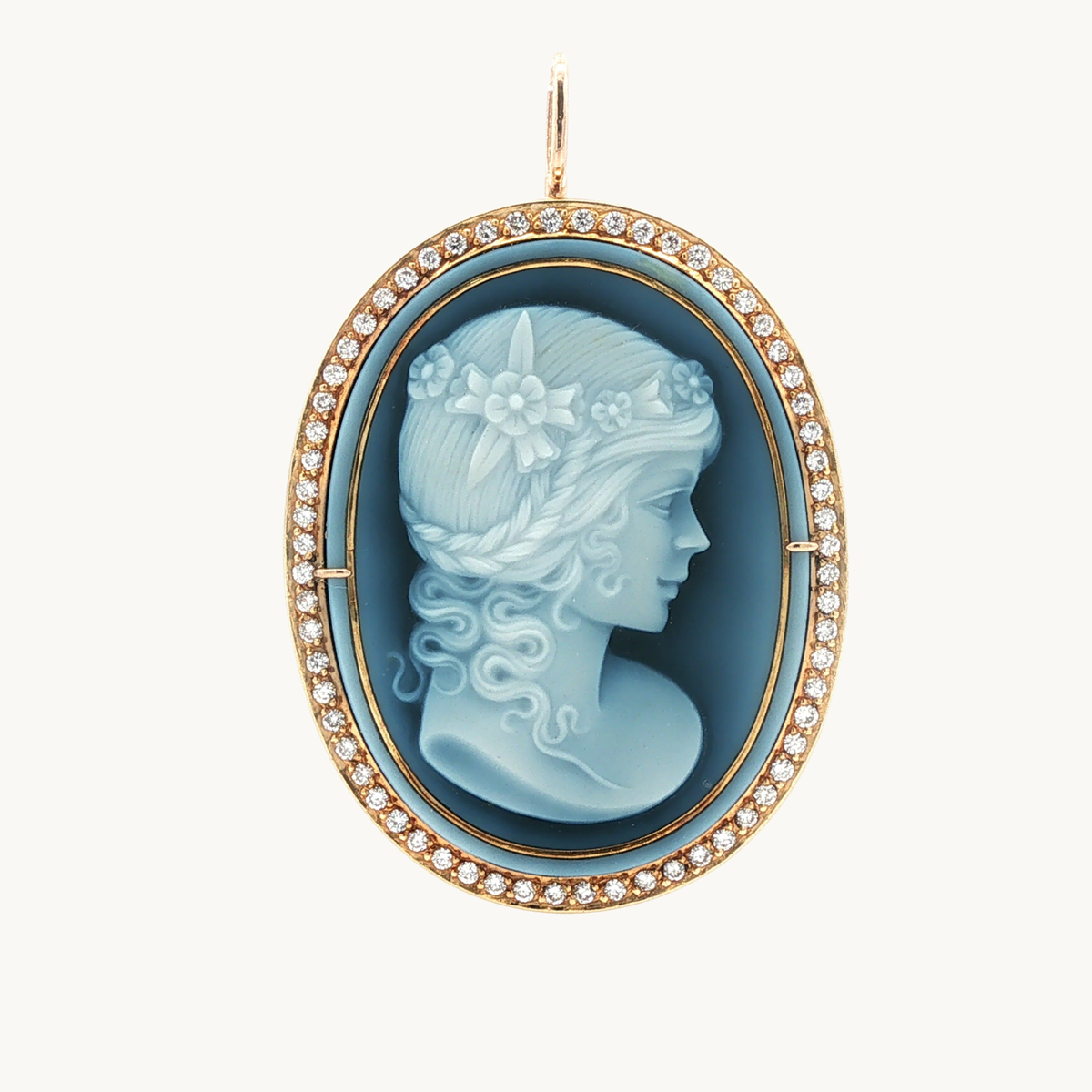 Pendentif/Broche en Or Jaune 18K avec Camé d'Onyx et Diamants