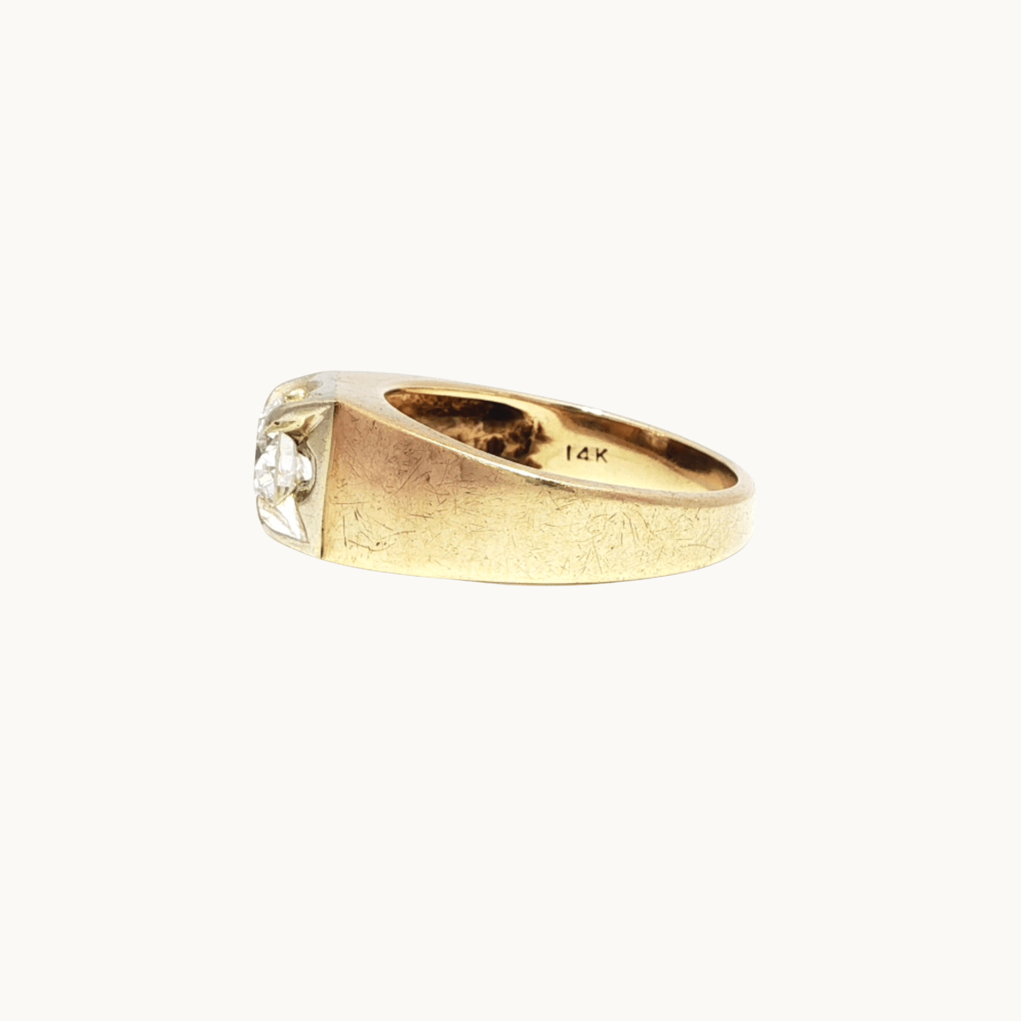 Bague Solitaire en Or jaune 10K et 14K avec Diamant