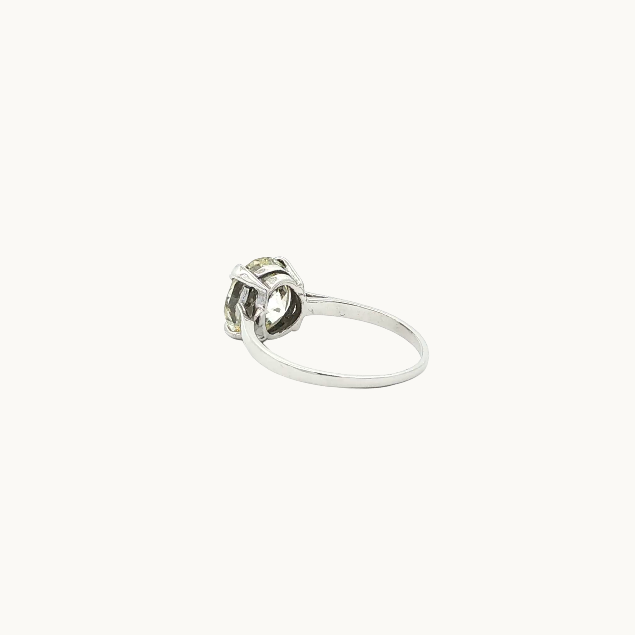 Bague Solitaire en Or blanc 18K avec Diamant