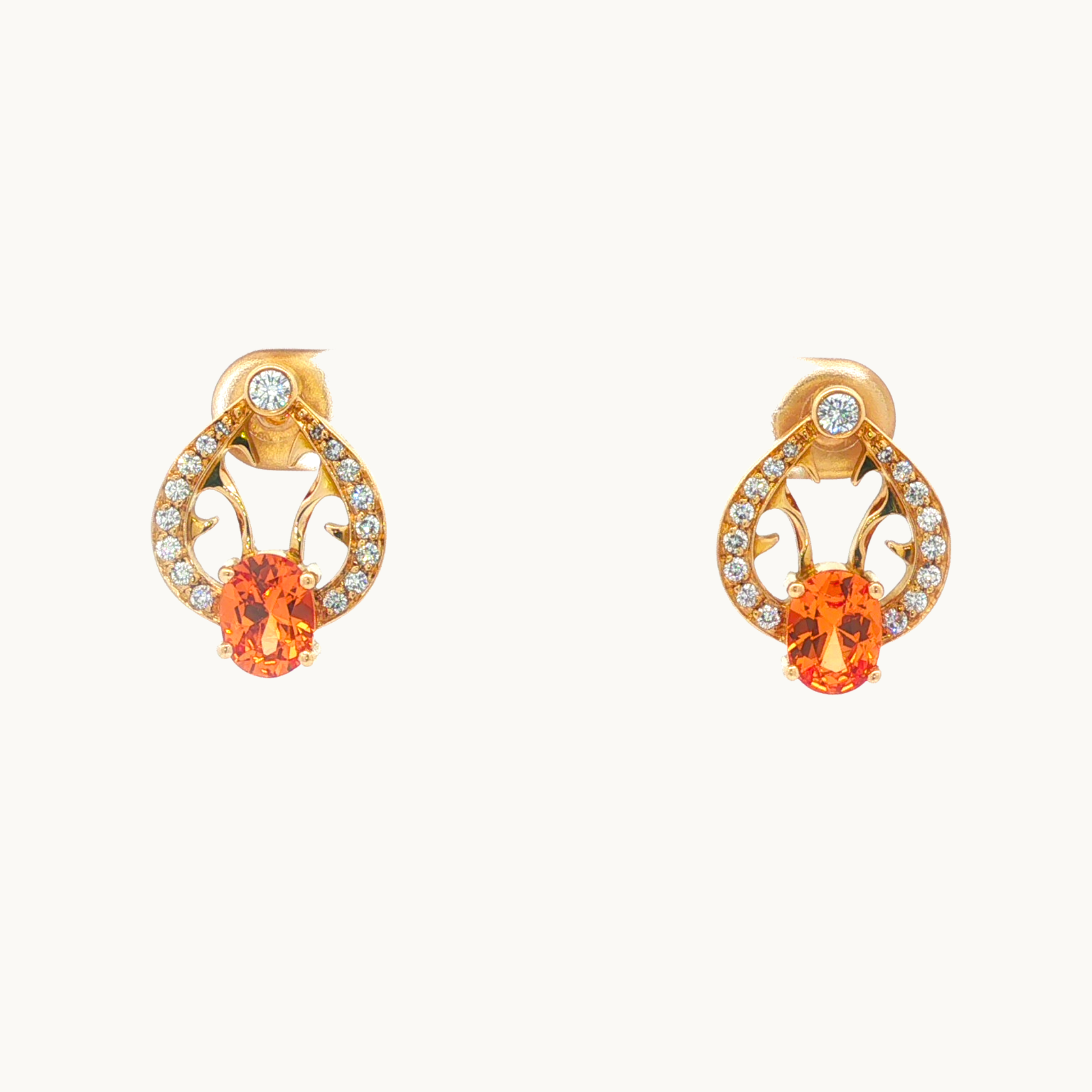 18K Yellow and White Gold Jewelry Set with Spessartite Garnet