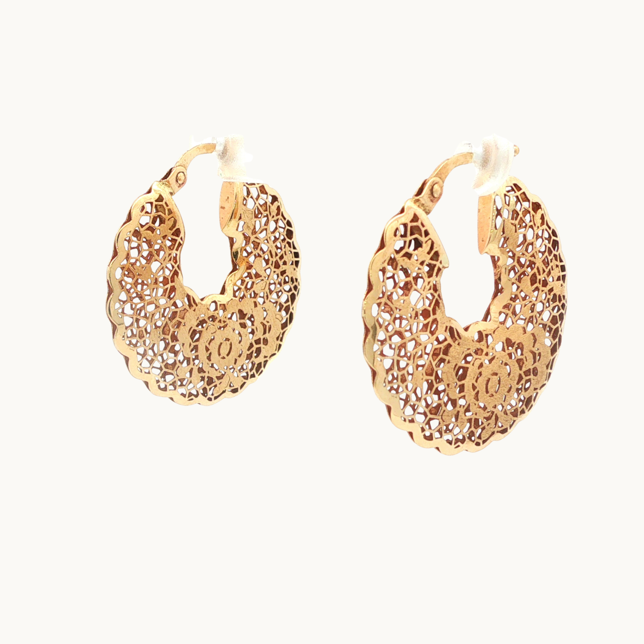 Boucles d'Oreilles en Or jaune 14K avec Motif Dentelle