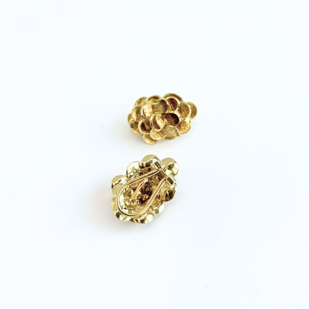Paire de boucles d'oreilles BIRKS en or jaune 18K