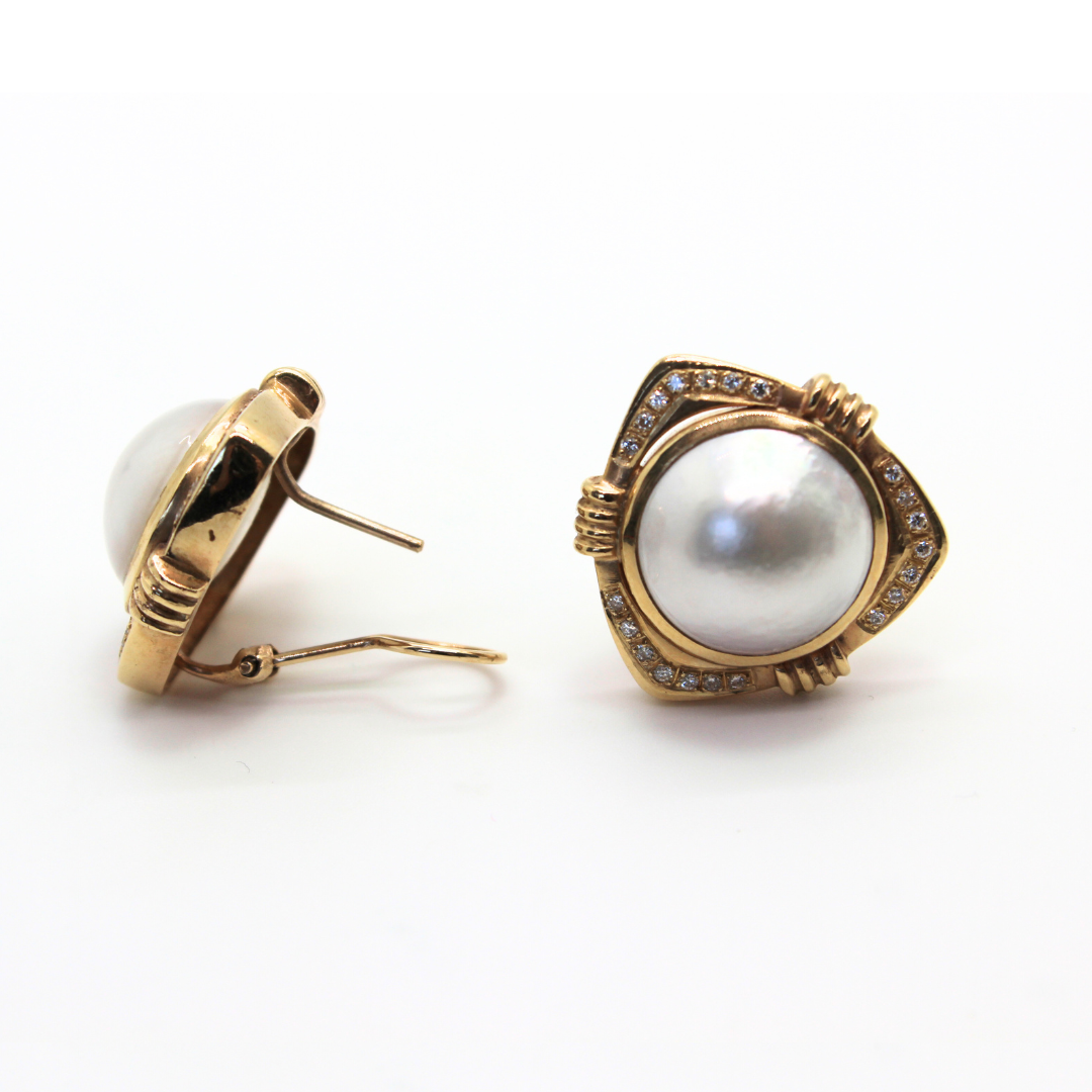 Boucles d'oreilles avec perles et diamants