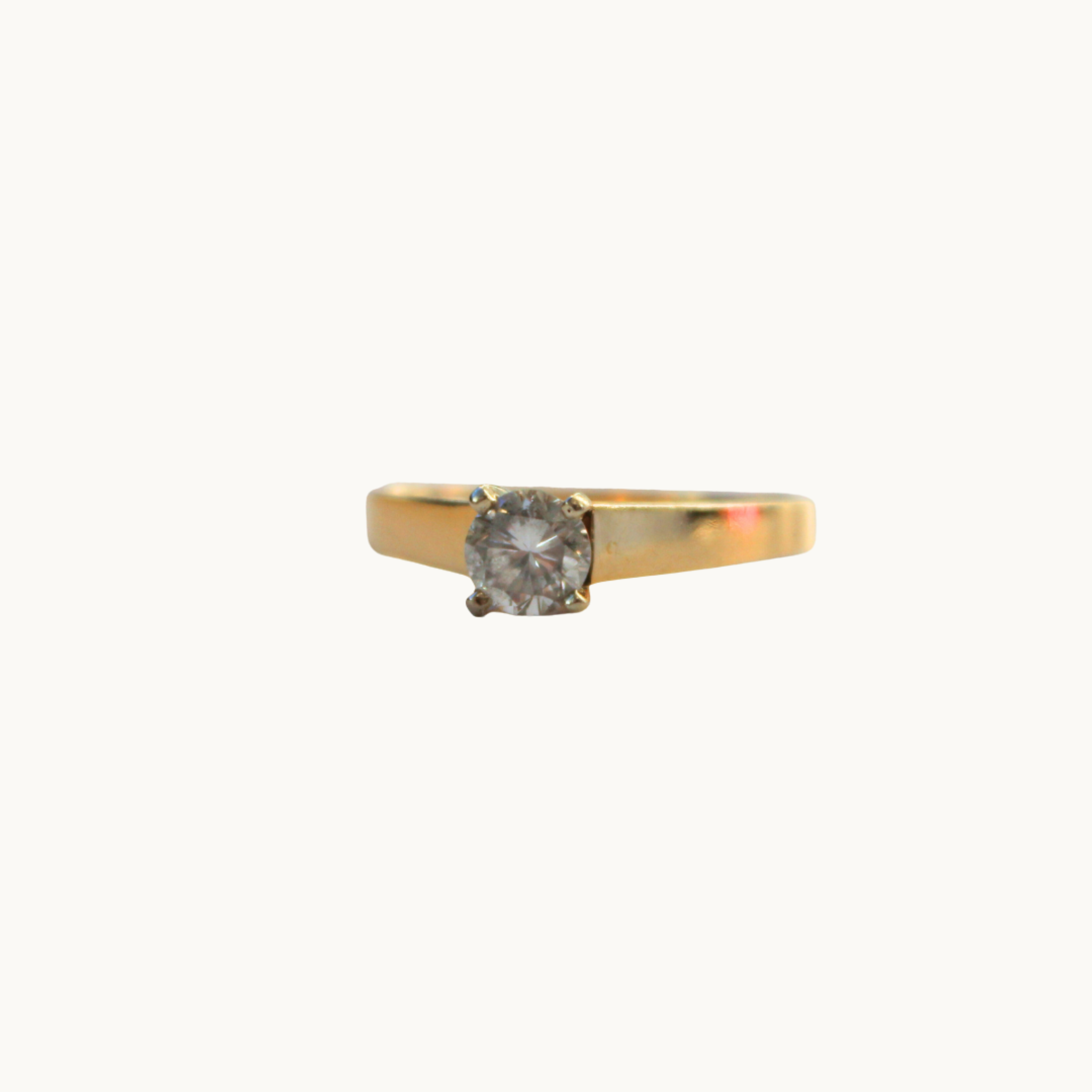 14K Yellow Gold Solitaire Ring with Diamond