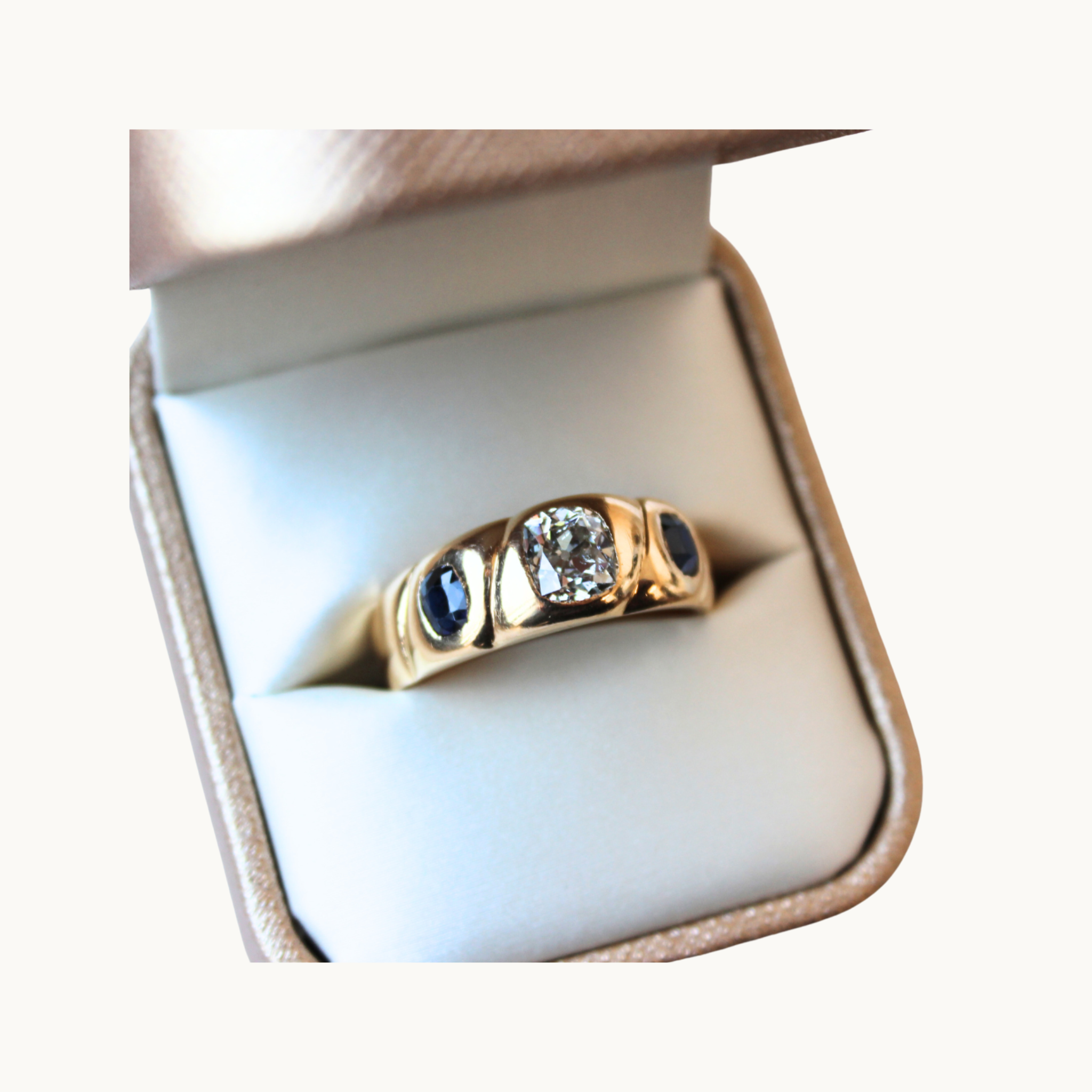 Bague homme or jaune 18K avec diamant 1.40 carat et saphirs