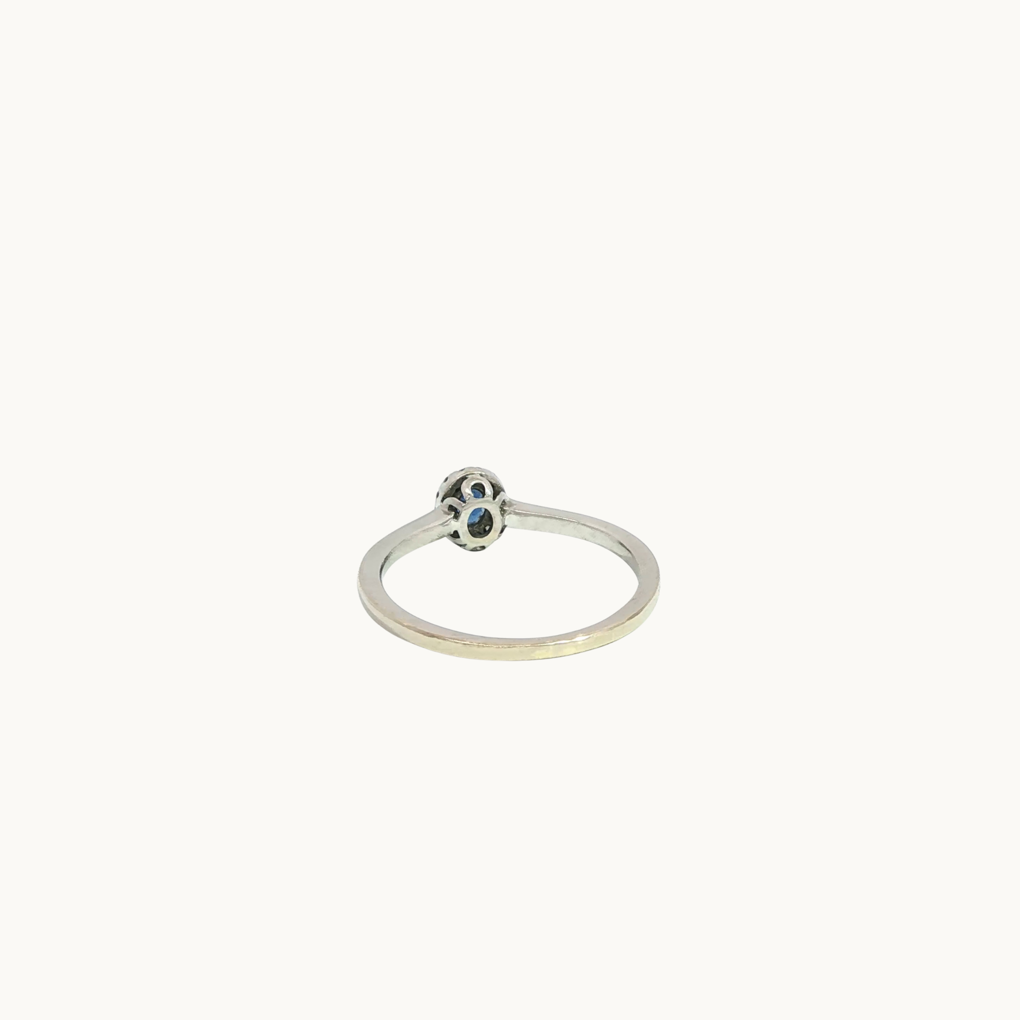 14K White Gold Ring with Sapphire and Diamonds