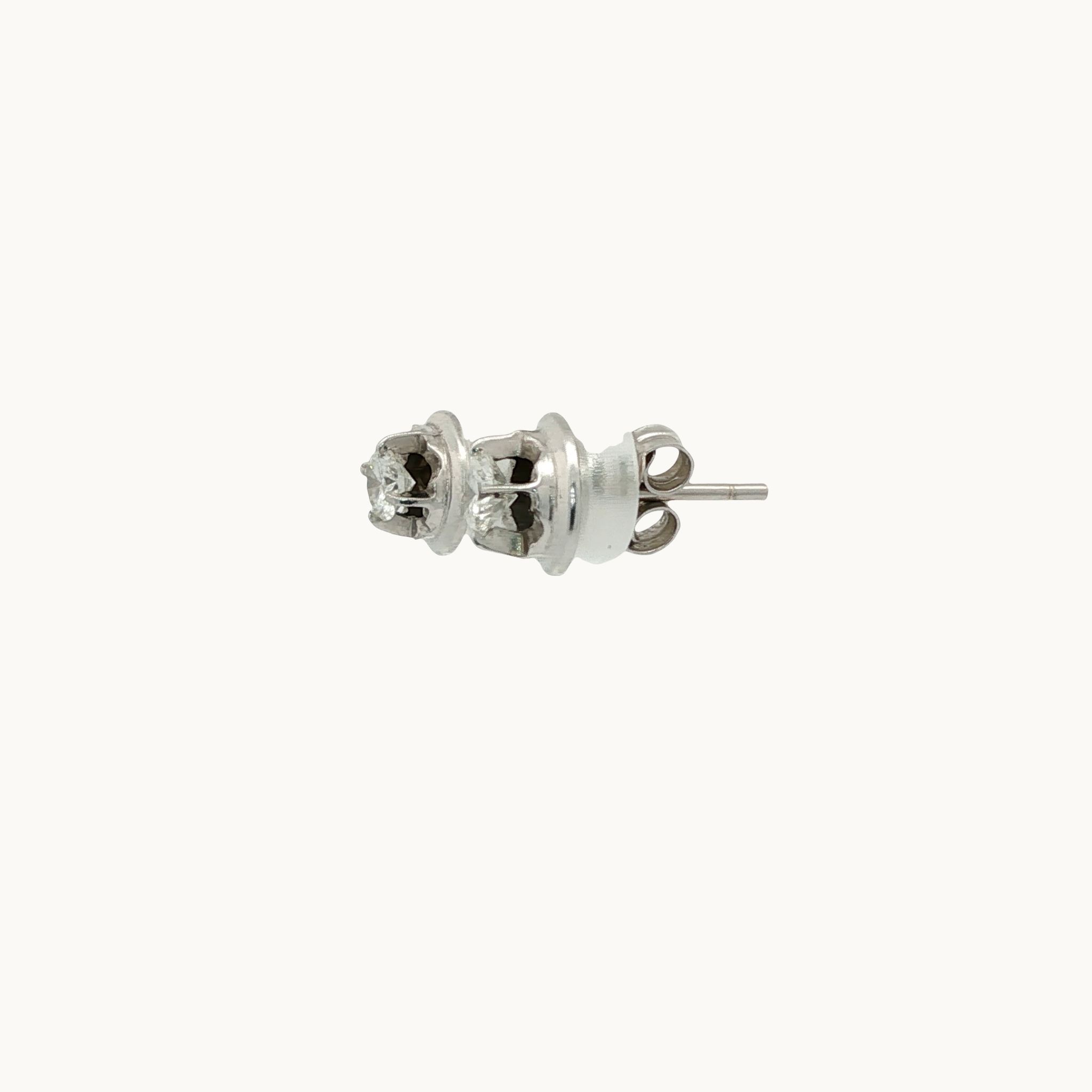 Boucles d'oreilles puces en Or blanc 14K avec Diamants