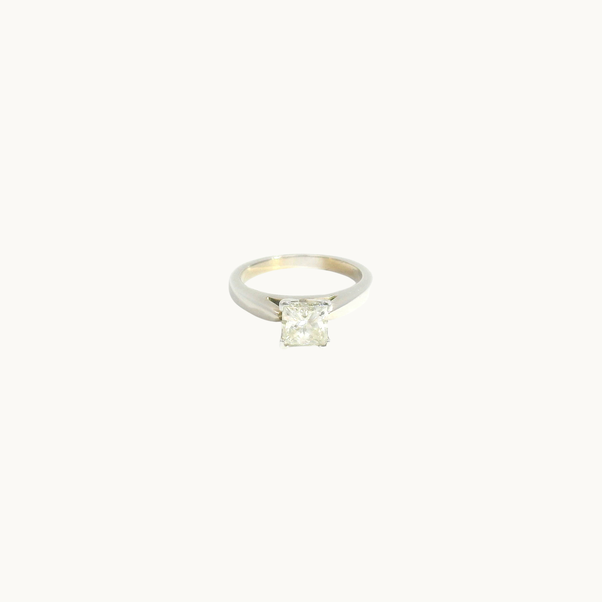 14K White Gold Solitaire Ring with Diamond