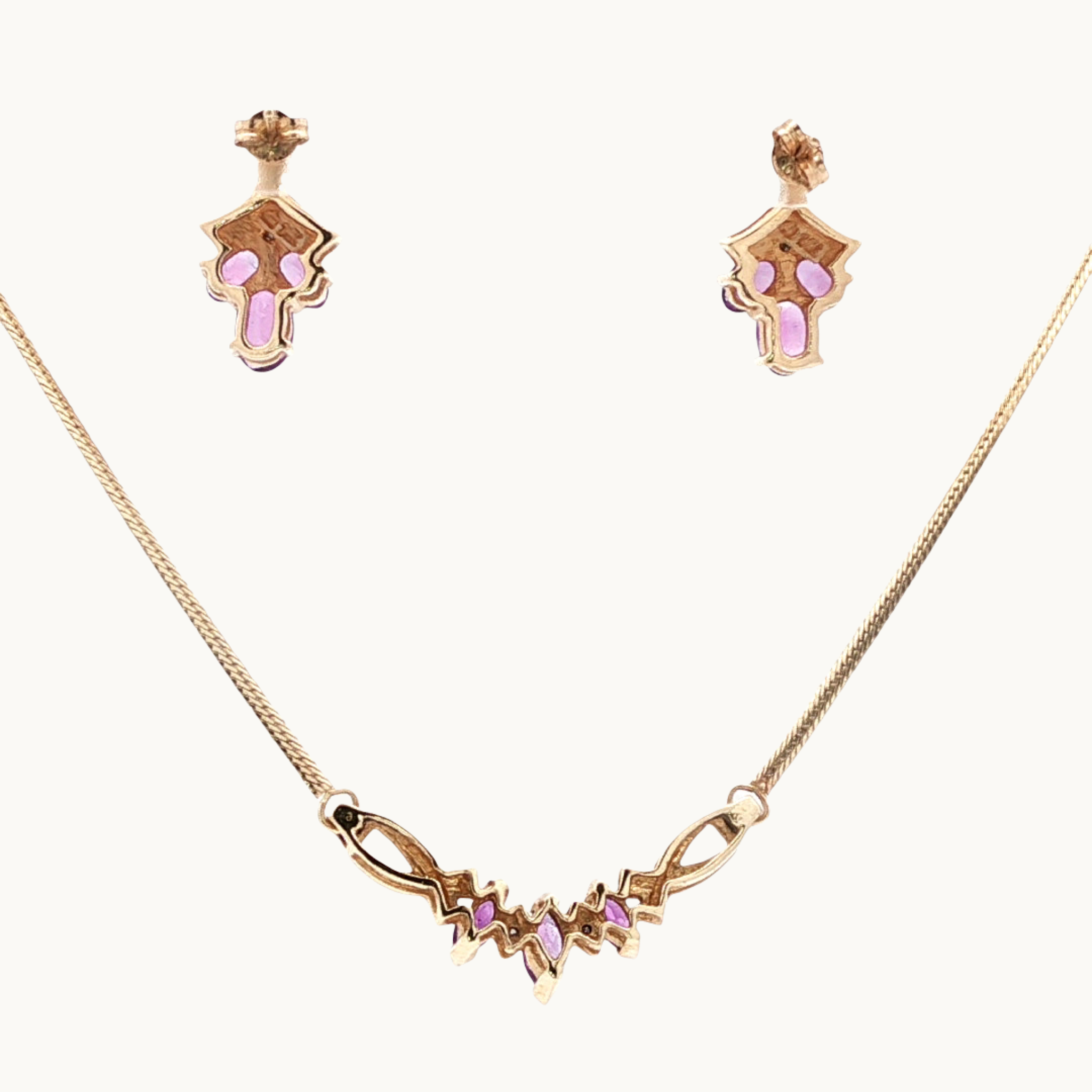 Parure Collier et Boucles d'oreilles en Or 14K avec Améthystes et Diamants