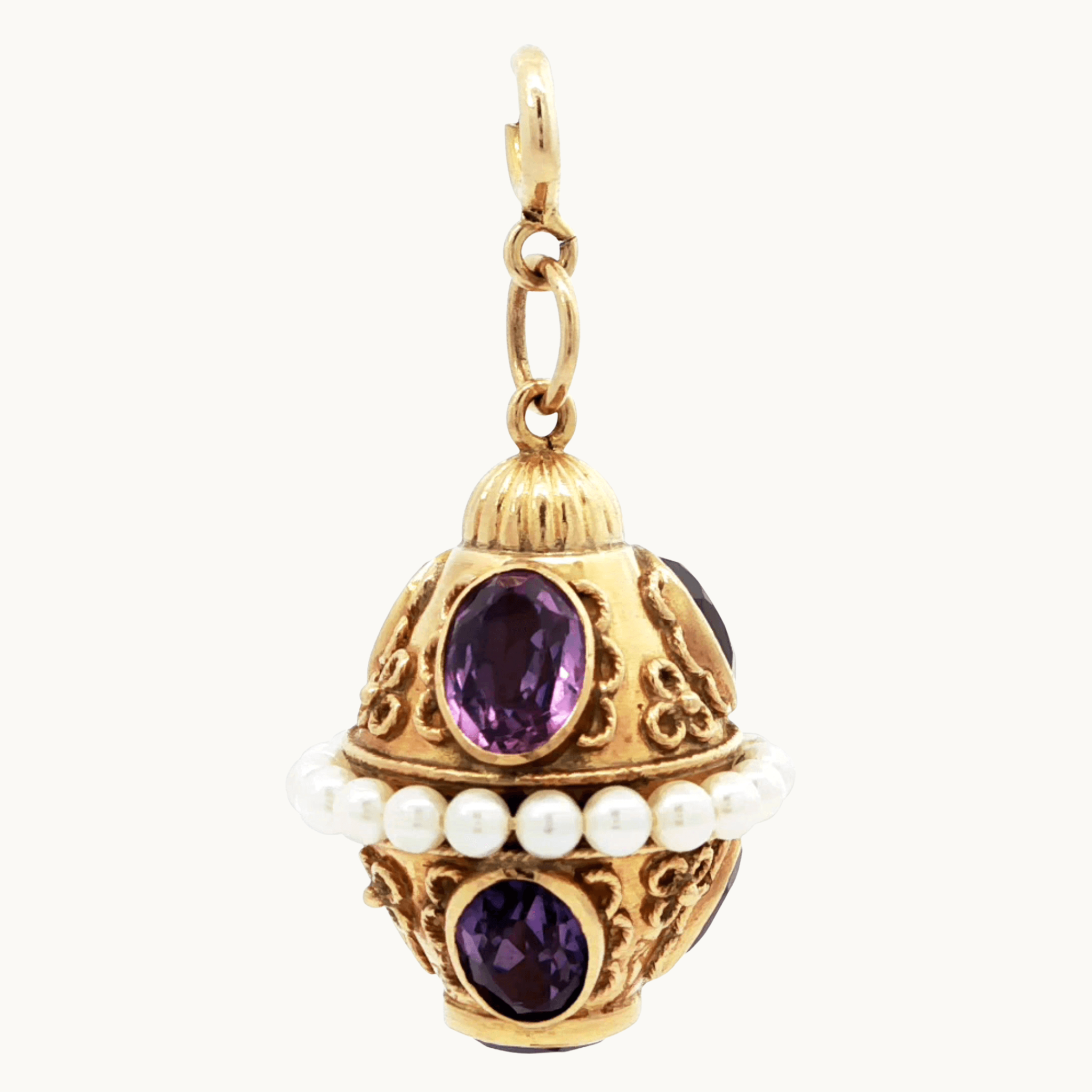 18K Yellow Gold Pendant with Amethysts and Akoya Pearls