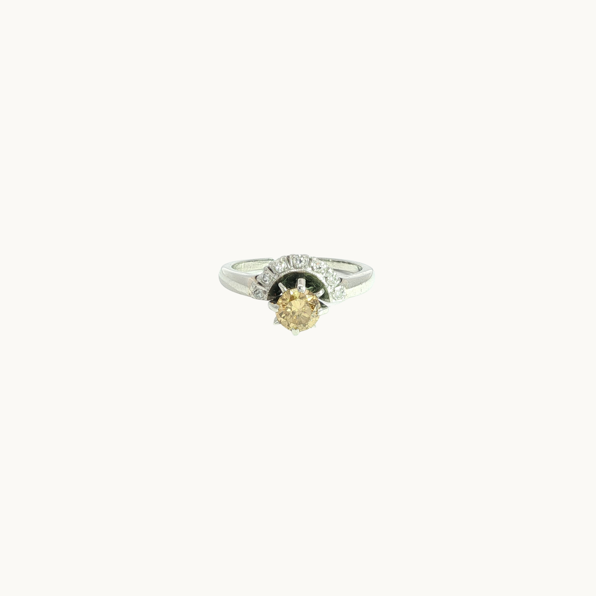 Bague fantaisie diamant jaune
