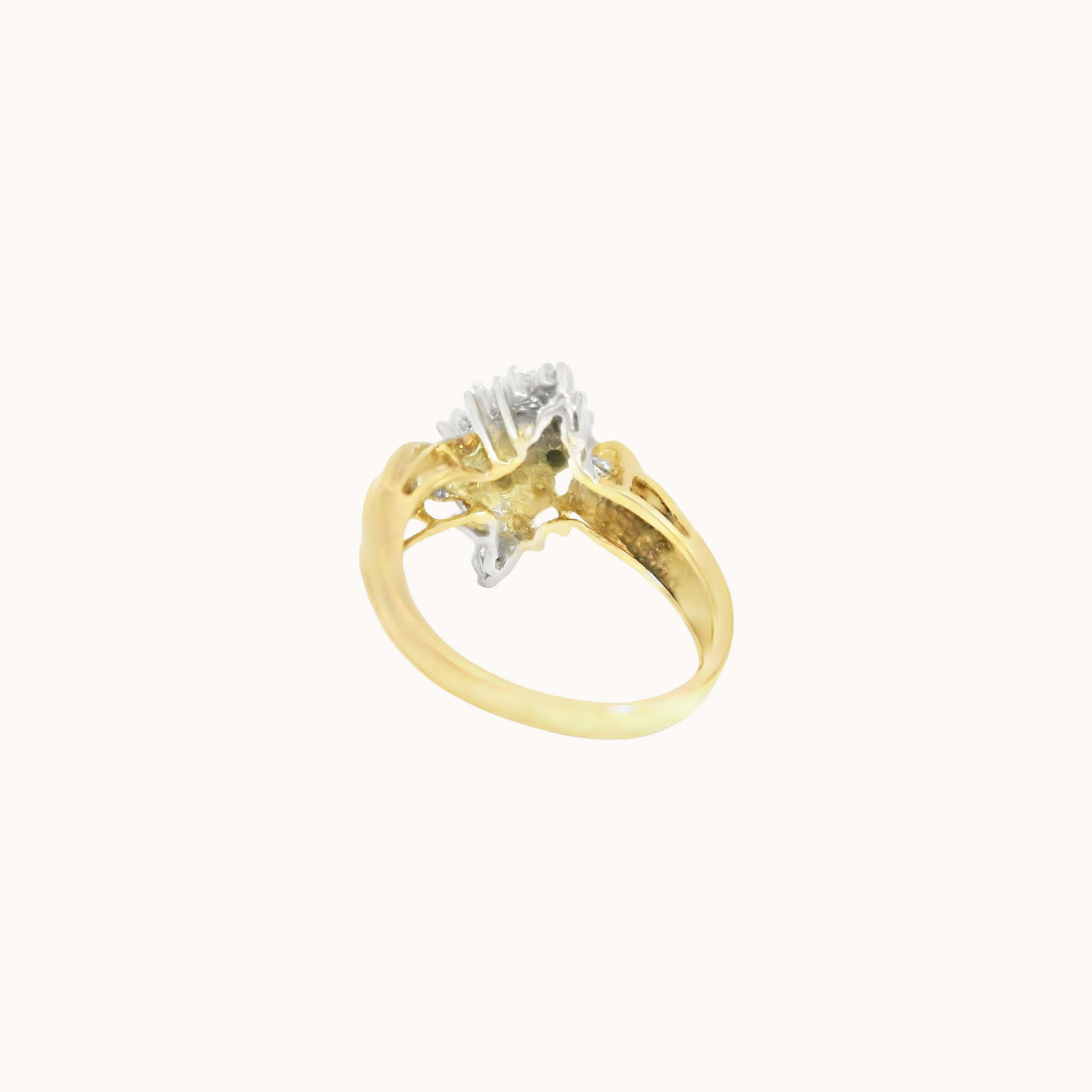 Fancy ring in 10K gold and diamonds