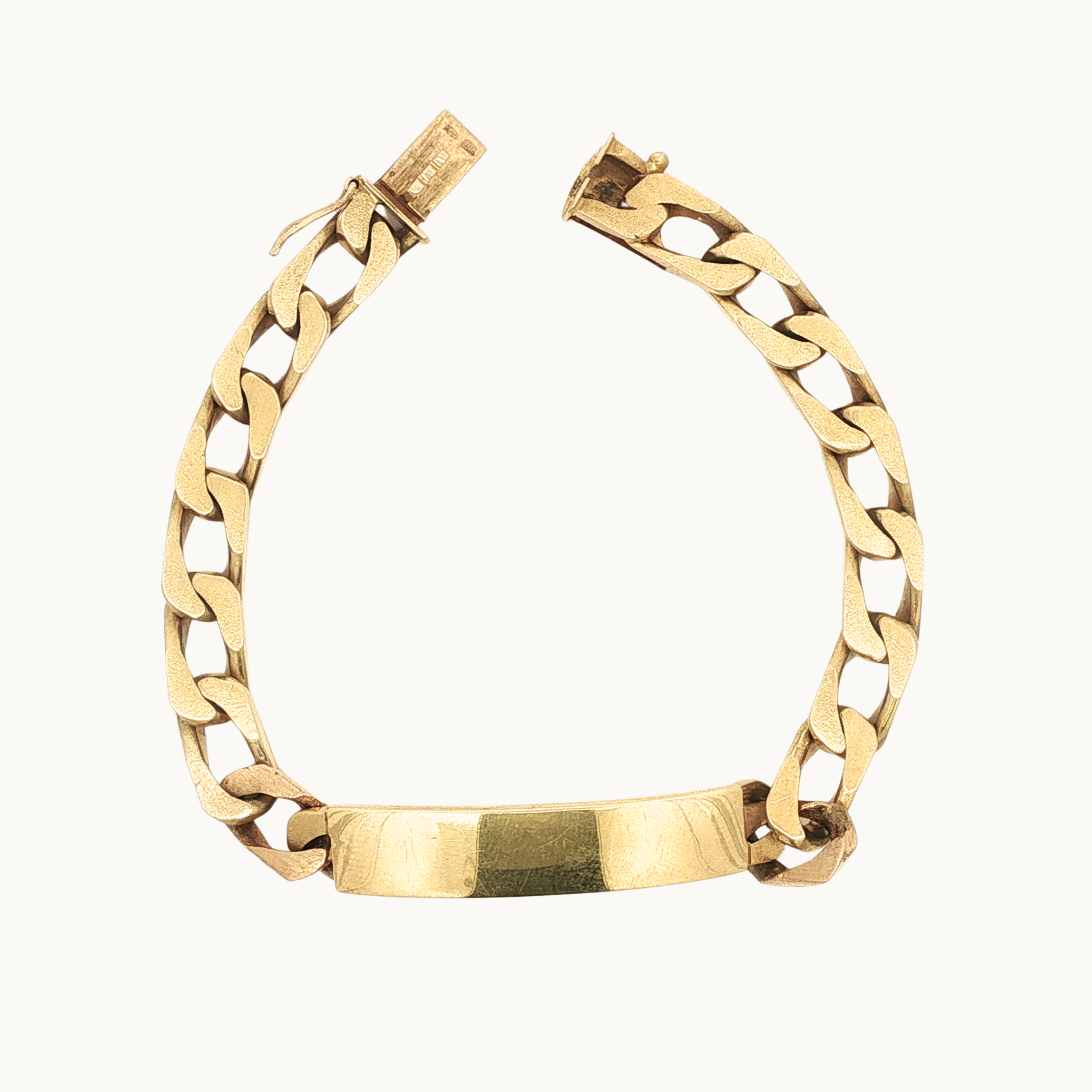 Gourmette Link Bracelet in 14K Yellow Gold with Engraving Plate