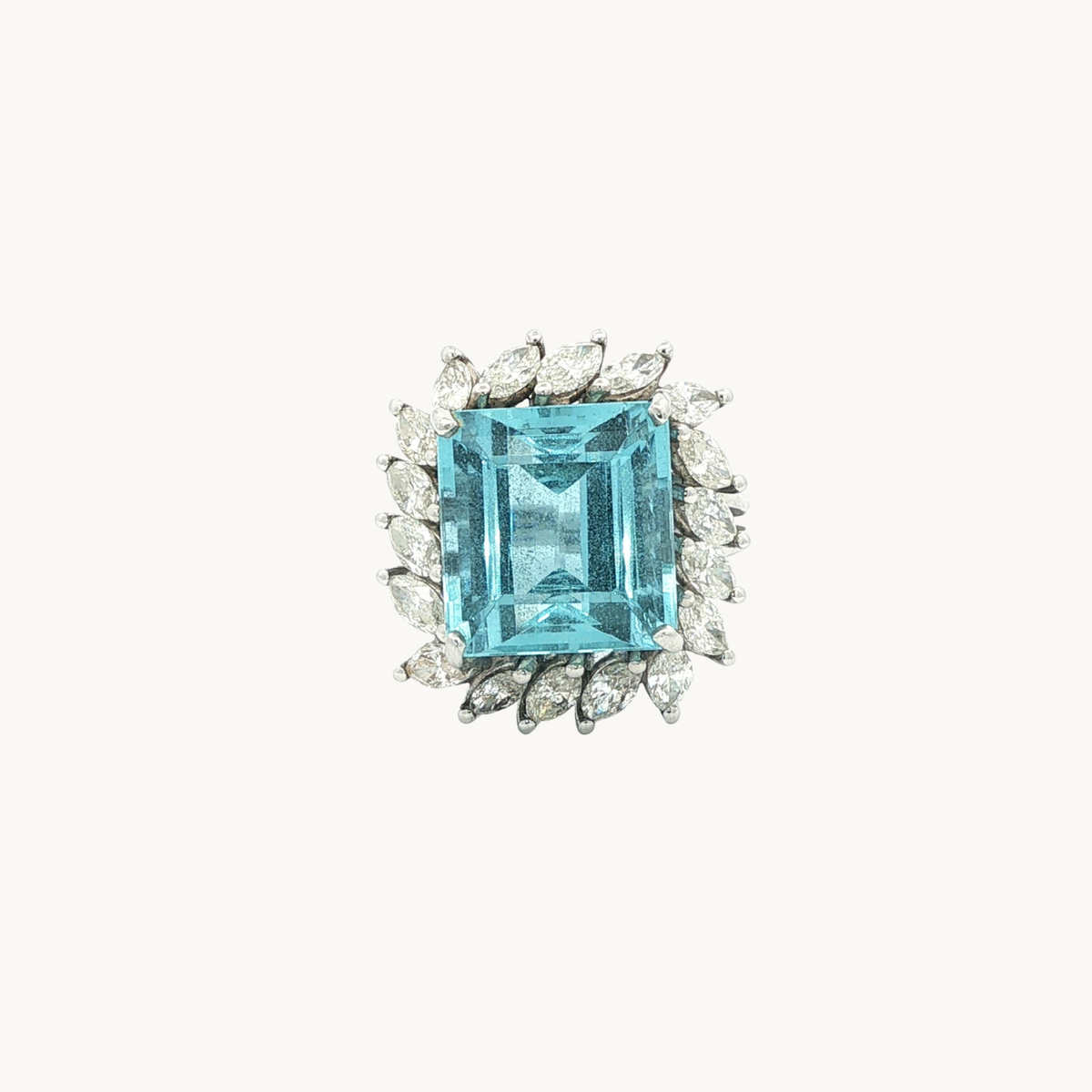 Bague Cocktail en Or Blanc 18K avec Aigue-Marine et Diamants