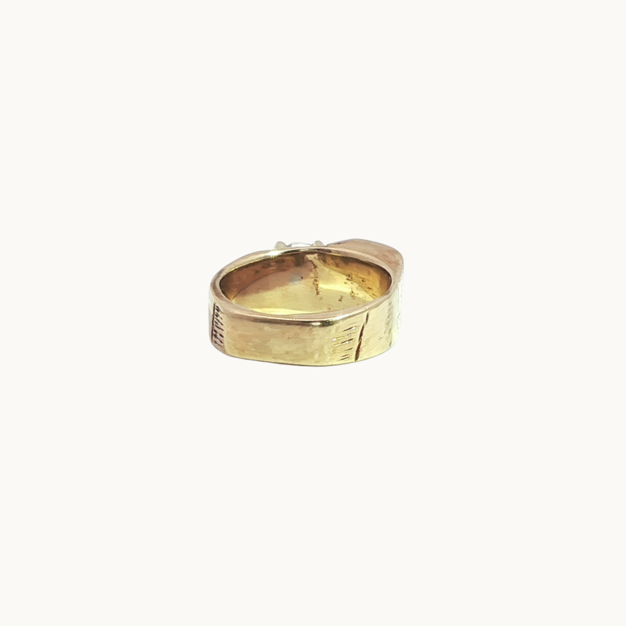 Bague solitaire en Or jaune 10K avec Diamant