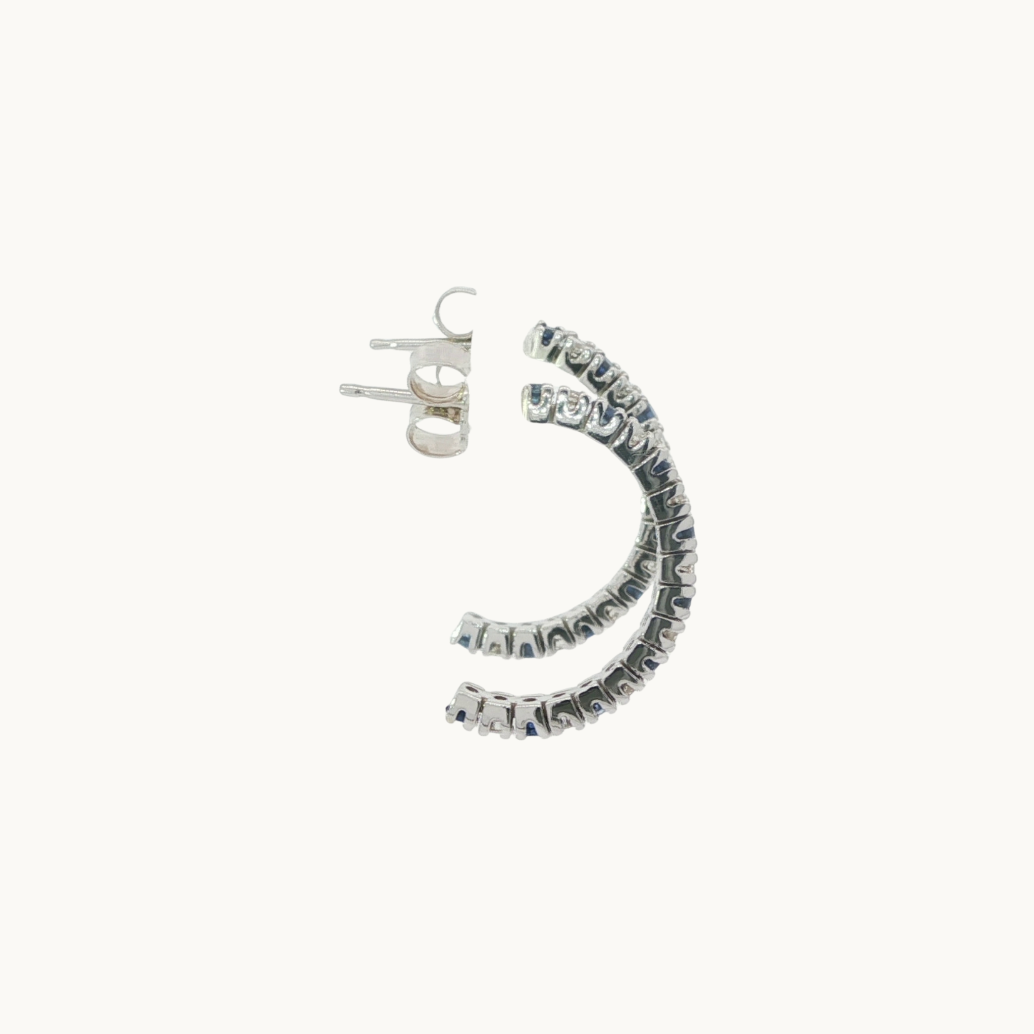 Boucles d'oreilles en Or blanc 14K avec Saphirs et Diamants