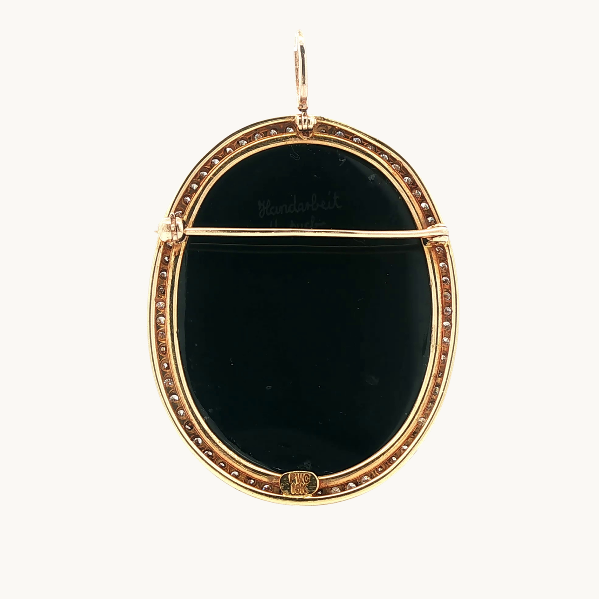 Pendentif/Broche en Or Jaune 18K avec Camé d'Onyx et Diamants