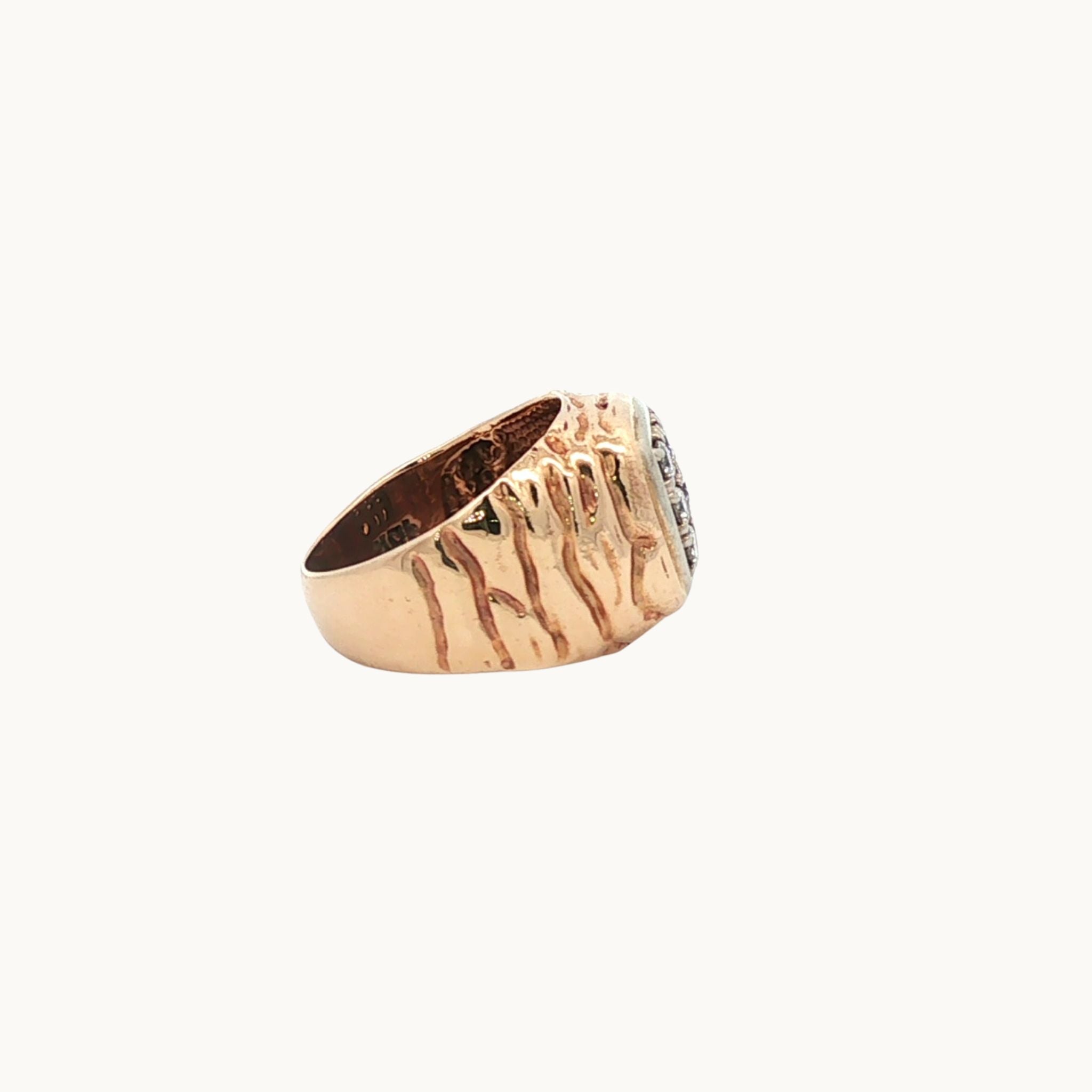 Bague Chevalière en Or Jaune et Blanc 10K avec Diamants