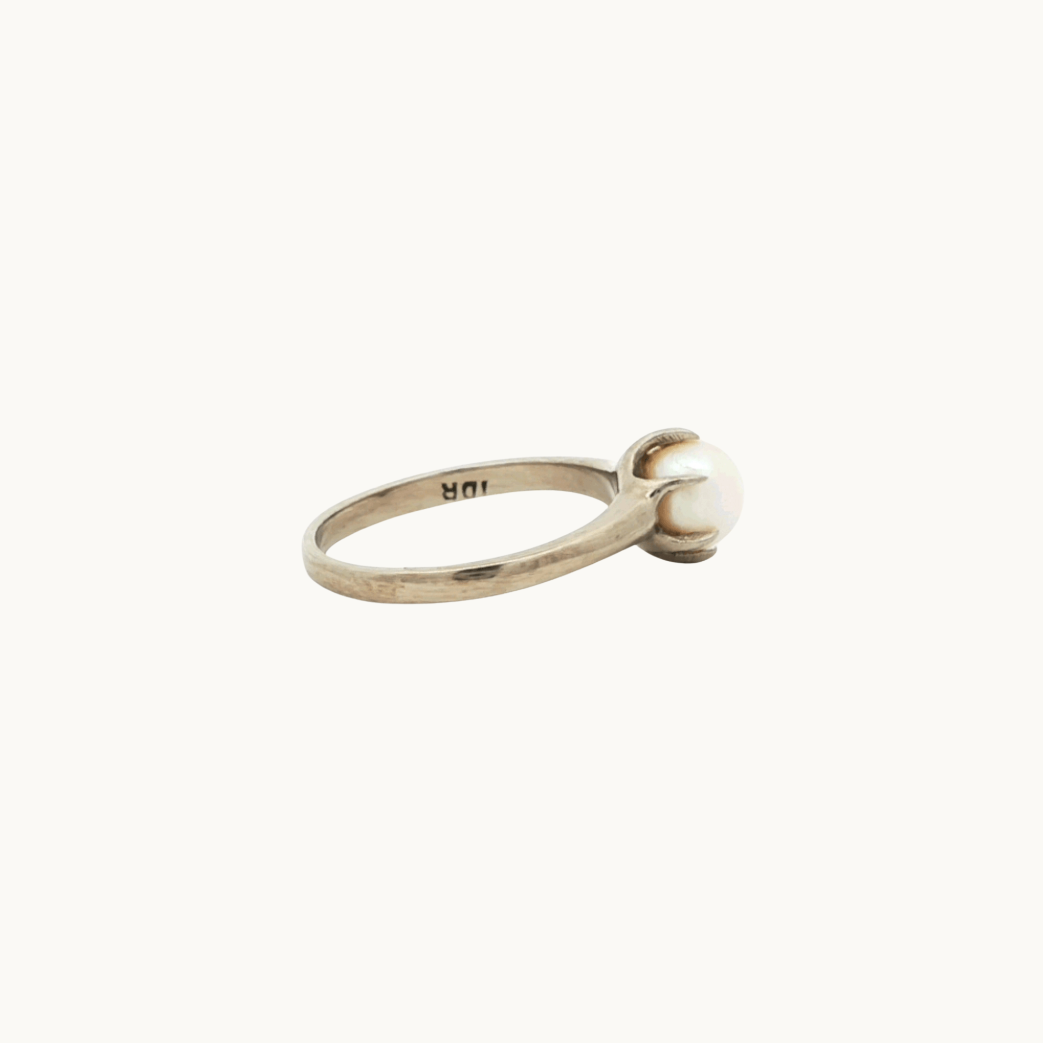 10K White Gold Solitaire Ring with Cultured Pearl