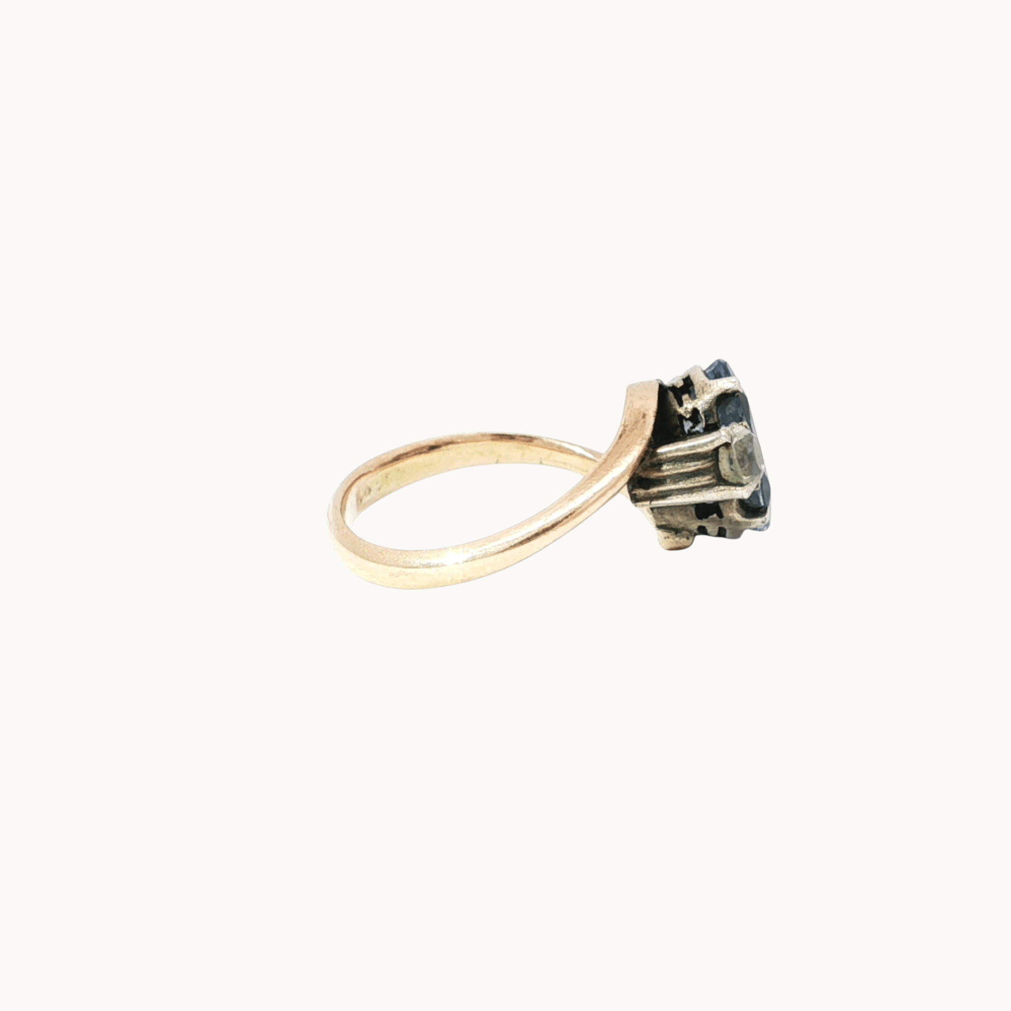 Bague Trilogie en Or 10K avec Saphirs