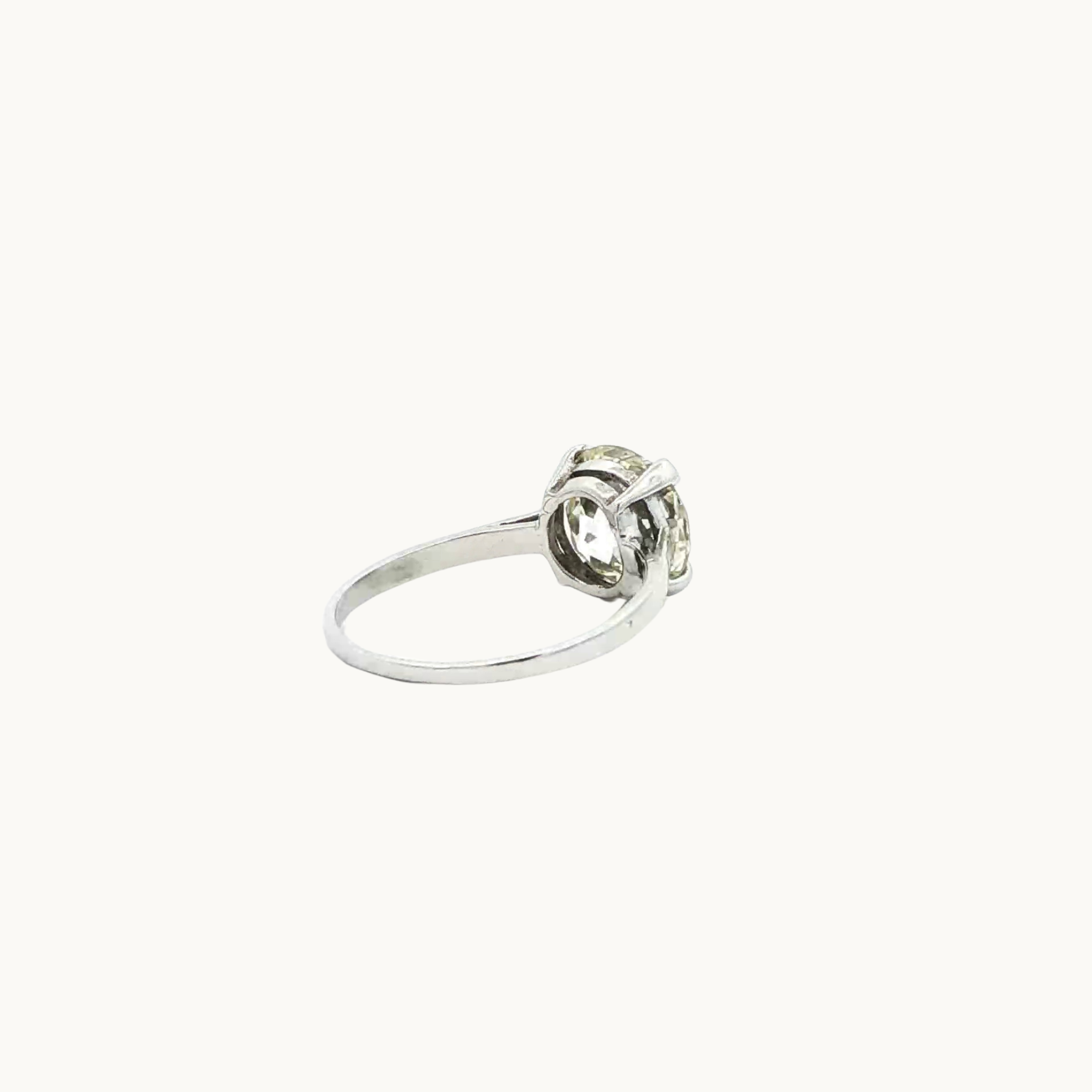 Bague Solitaire en Or blanc 18K avec Diamant