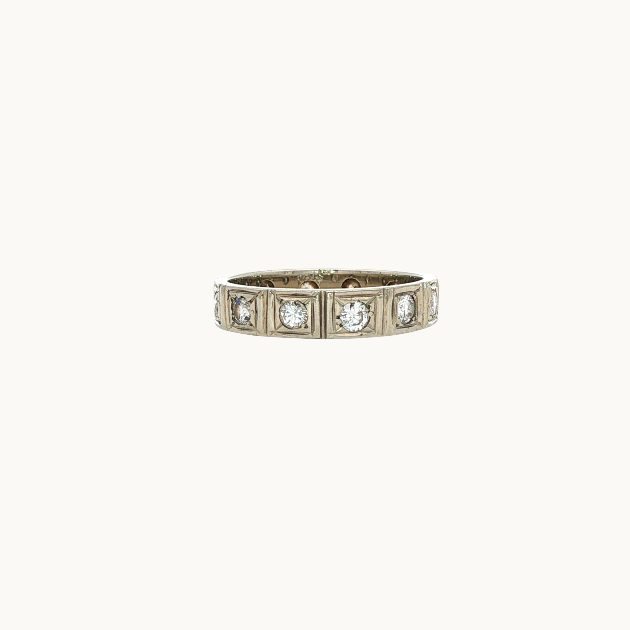 Bague Éternité en Or blanc 18K avec Diamants