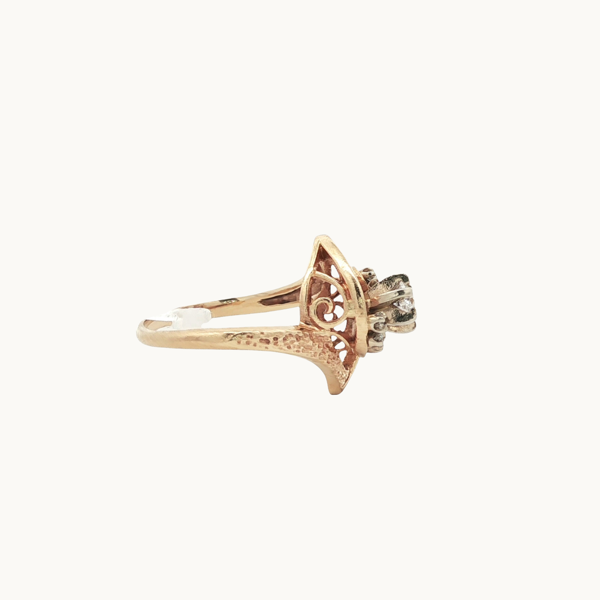 14K yellow gold ring with diamonds
