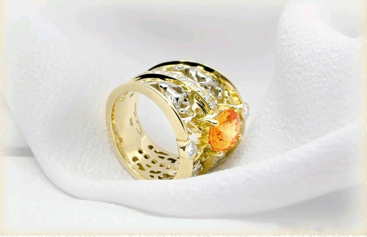 18K Yellow and White Gold Jewelry Set with Spessartite Garnet